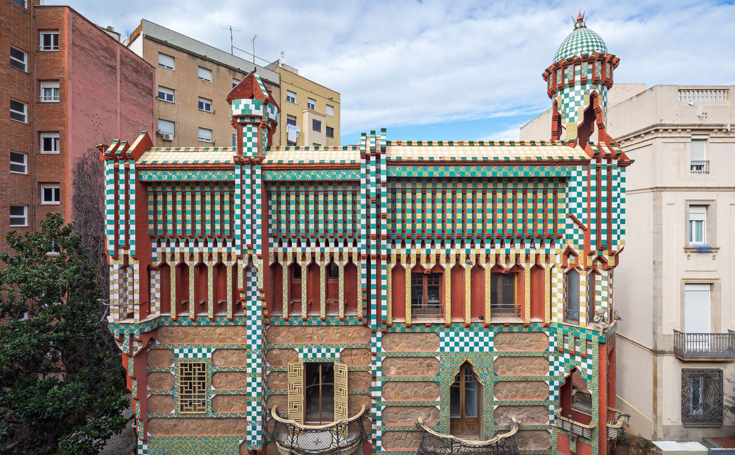 Interacción George Stevenson tenaz Visitar la Casa Vicens de Antoni Gaudí en Barcelona