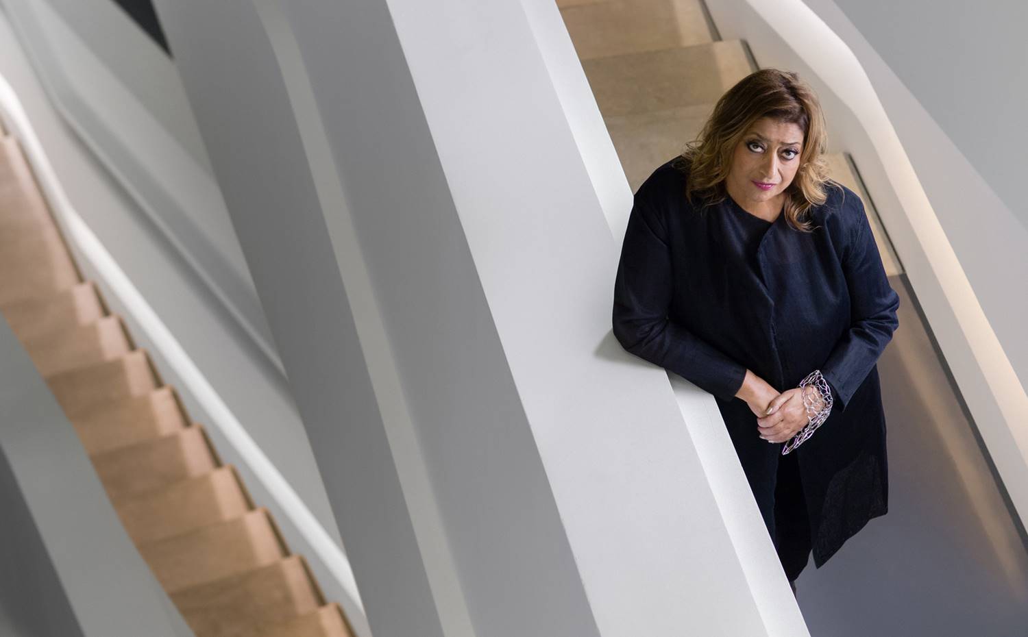 Retrato de Zaha Hadid, cuando alcanza el estatus de arquitecta consolidada