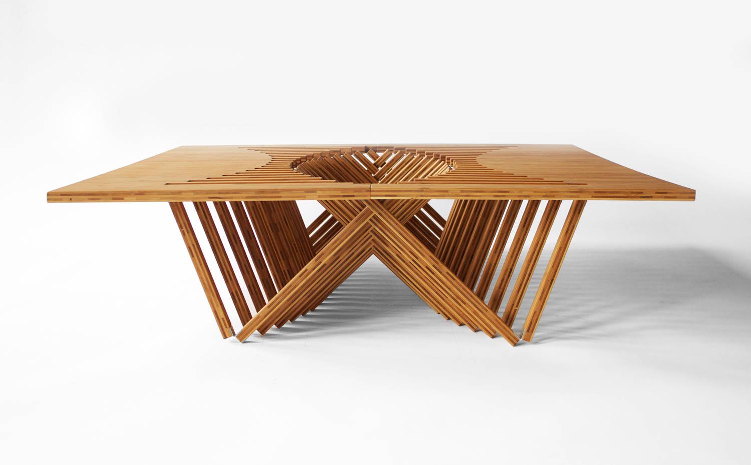 Rising Table, de Robert van Embricqs