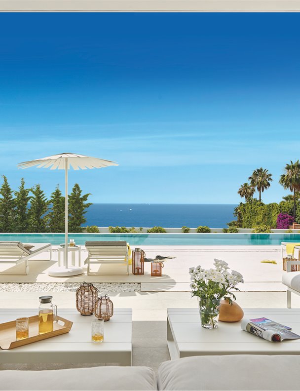En Marbella hay una casa que es un buffet libre del diseño