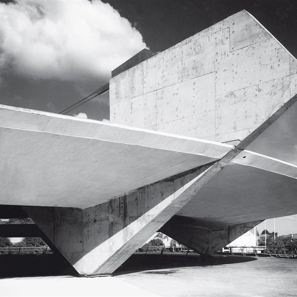 10 edificios para homenajear al gran arquitecto Paulo Mendes da Rocha