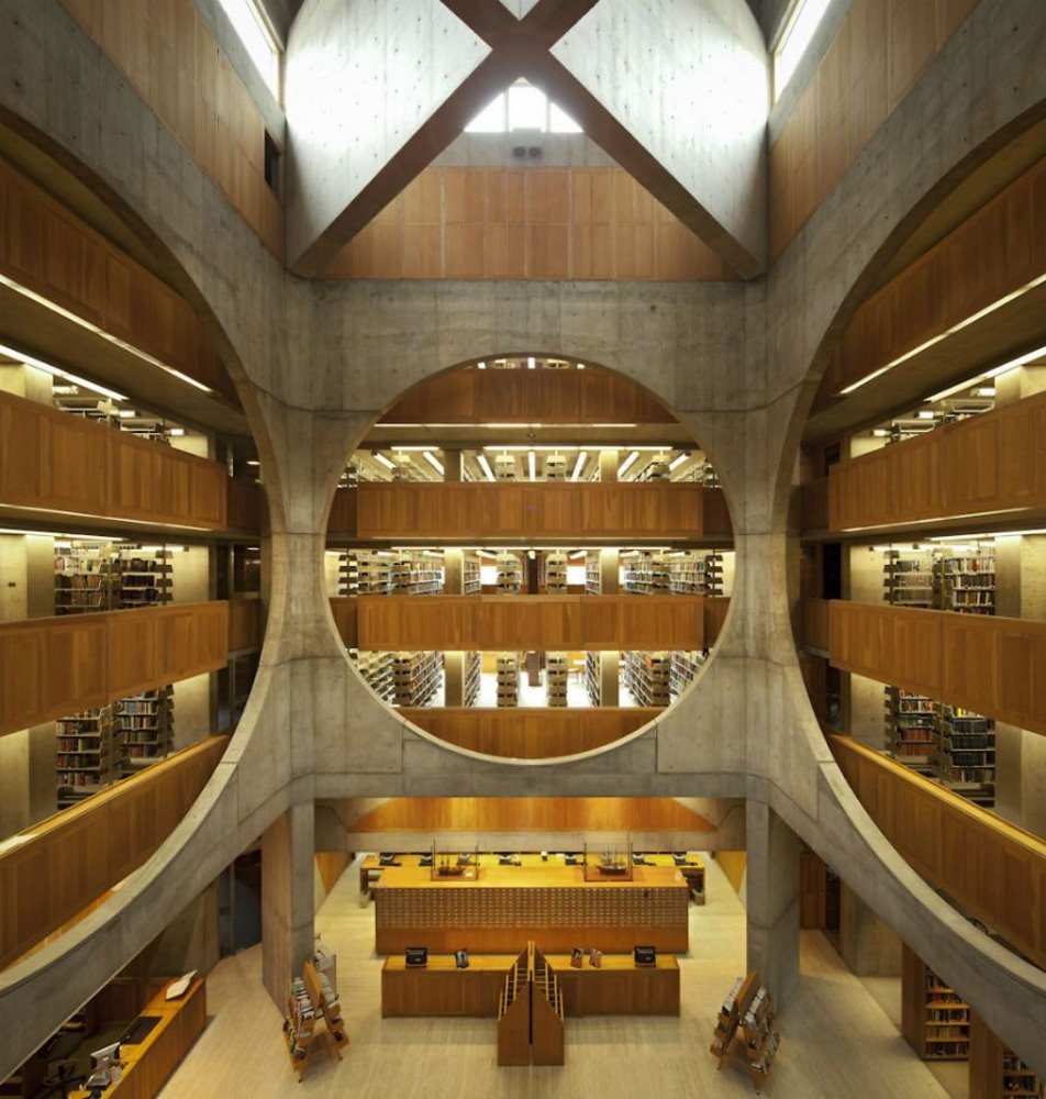 Biblioteca de la Phillips Exeter Academy, New Hampshire, 1965, de Louis Kahn