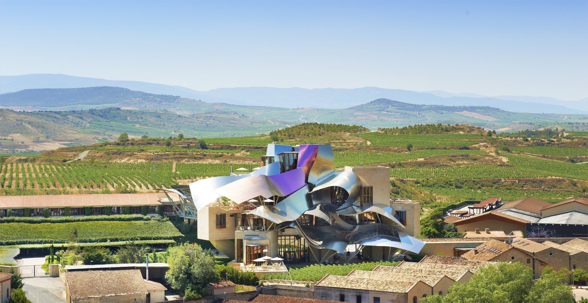 Hotel Marqués de Riscal, de Frank Gehry (Álava, Rioja Alavesa)