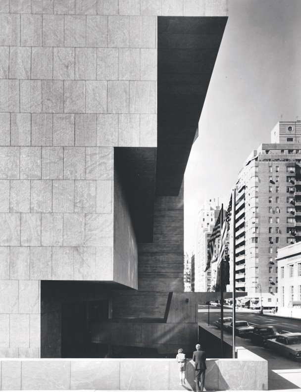 Edificio MET, una joya de Marcel Breuer a contracorriente en Nueva York