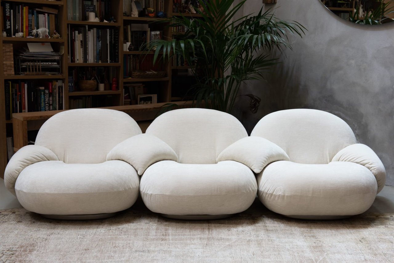 El sofá Pacha está disponible de dos a cinco asientos, adaptándose a espacios de dimensiones diferentes.  