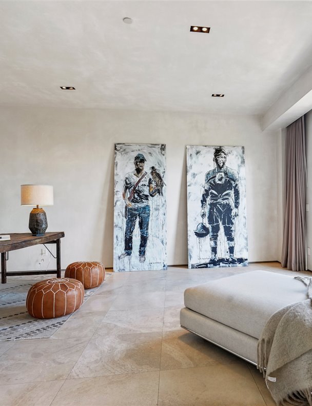 Kanye West vende su primera casa de soltero en Hollywood Hills 