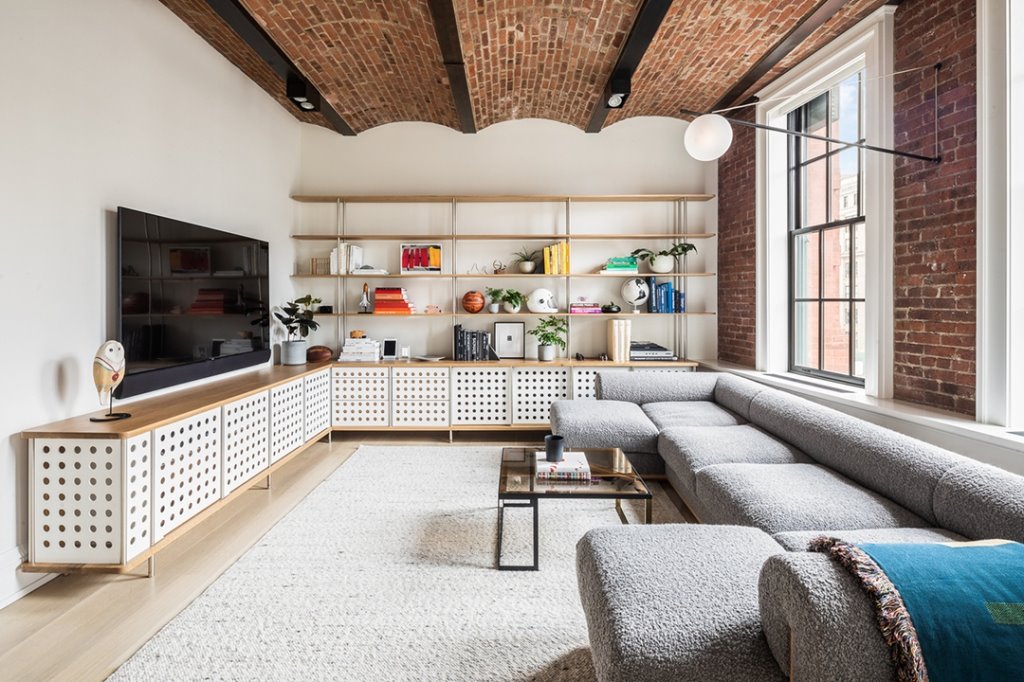 Piso duplex de la modelo Karlie Kloss y Josh Kushner en Manhattan sala de estar
