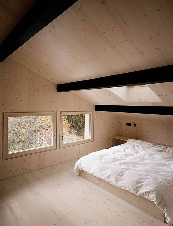 Dormir mirando las estrellas: estos dormitorios con tragaluces aseguran una experiencia única