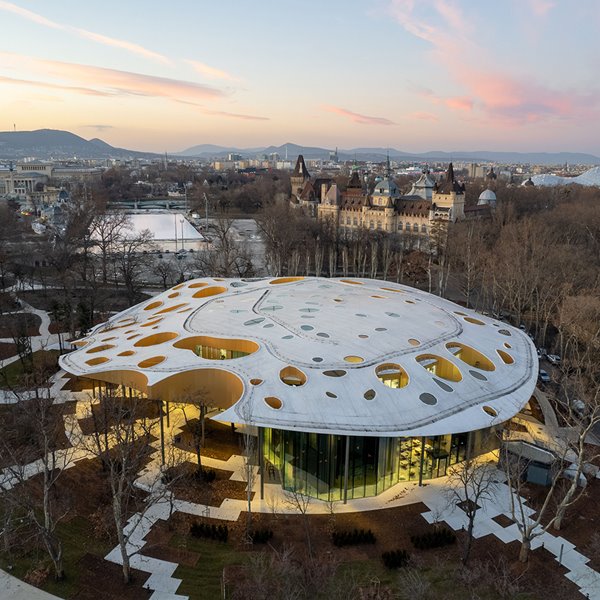 Querrás viajar a Budapest para visitar su museo dedicado a la música