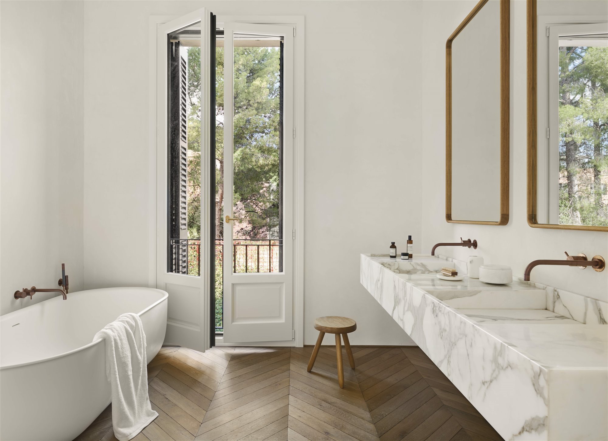 casa blanca contemporánea baño Bea Portabella