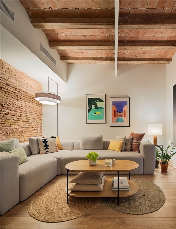 Una casa a todo color en el Raval barcelonés