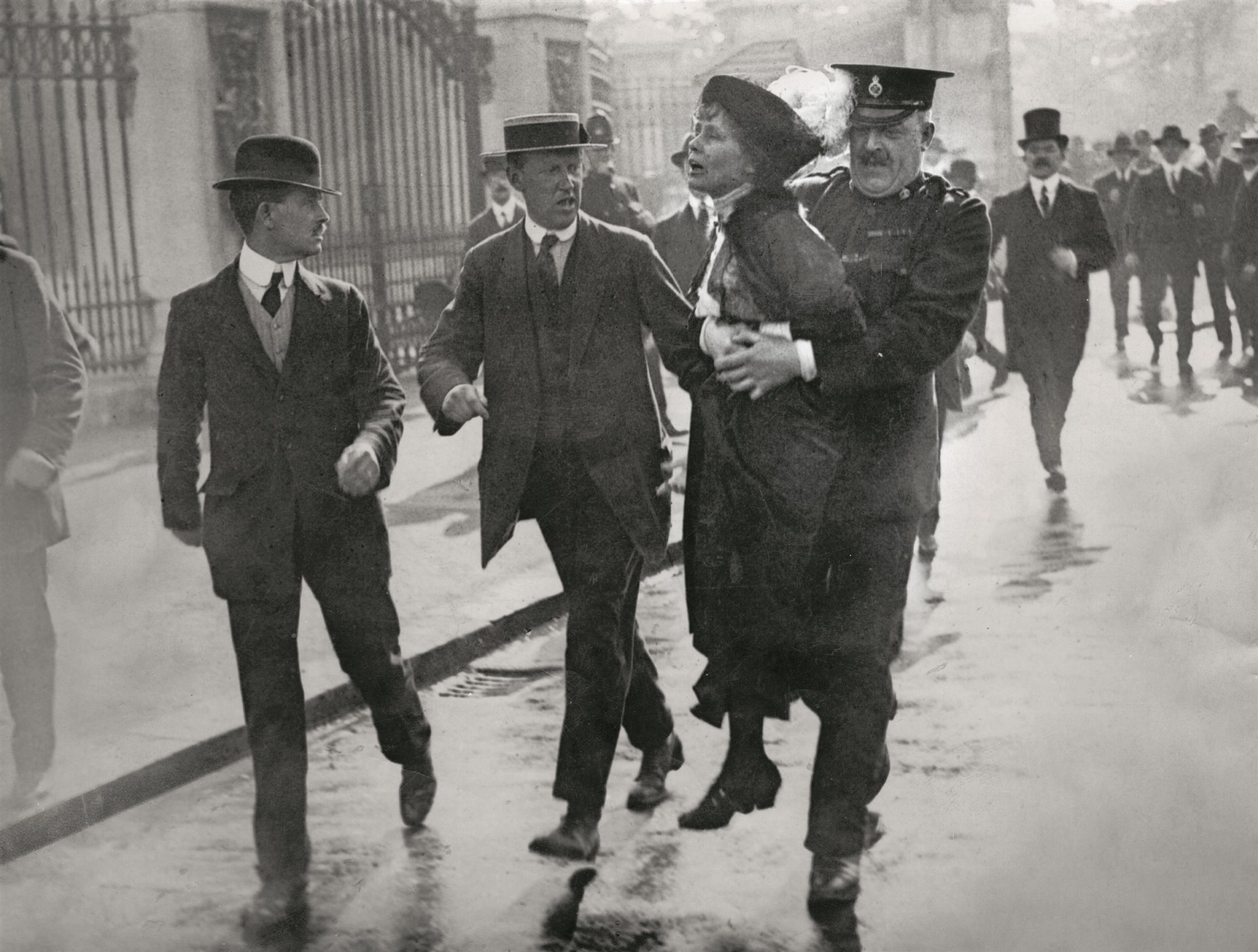 Emmeline Pankhurst, Sufragista, Londres, Reino Unido,1914. FOTO :Getty Images