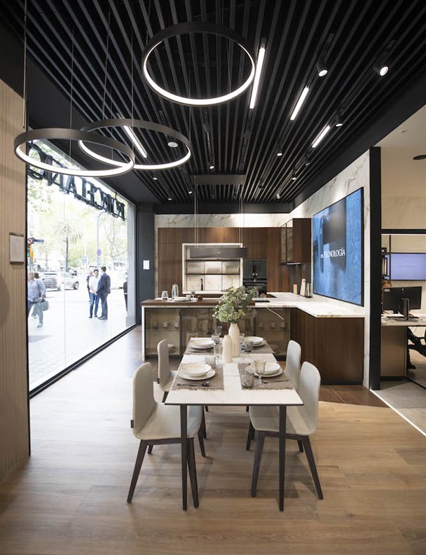 Porcelanosa conquista el centro de Barcelona con su nuevo concepto de tienda