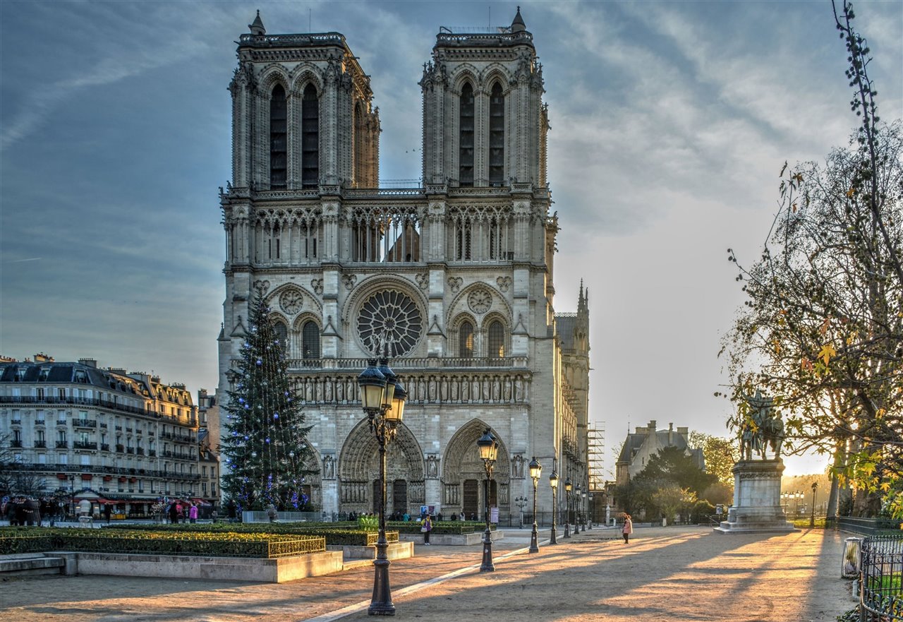 No podía faltar Notre Dame de París.