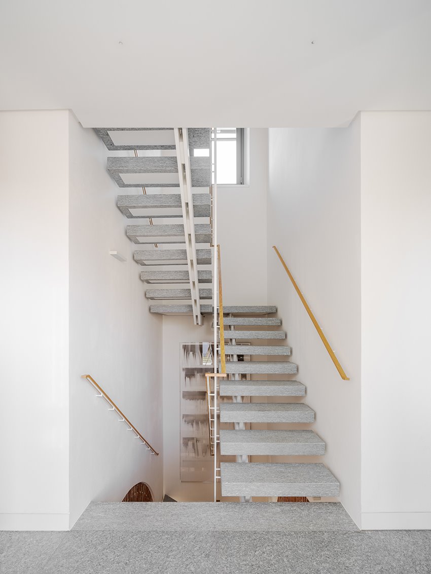 15 Villa K Alvisi Kirimoto ©Marco Cappelletti. En escalera