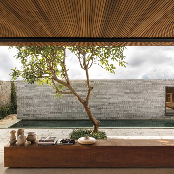 Lo de esta casa inspirada en la arquitectura modernista brasileña es otro nivel