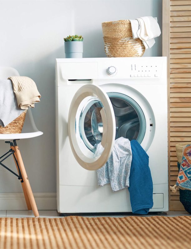 ¡Despídete de las manchas! 6 TRUCOS para que tu ropa salga impoluta (y con mejor olor) de la lavadora