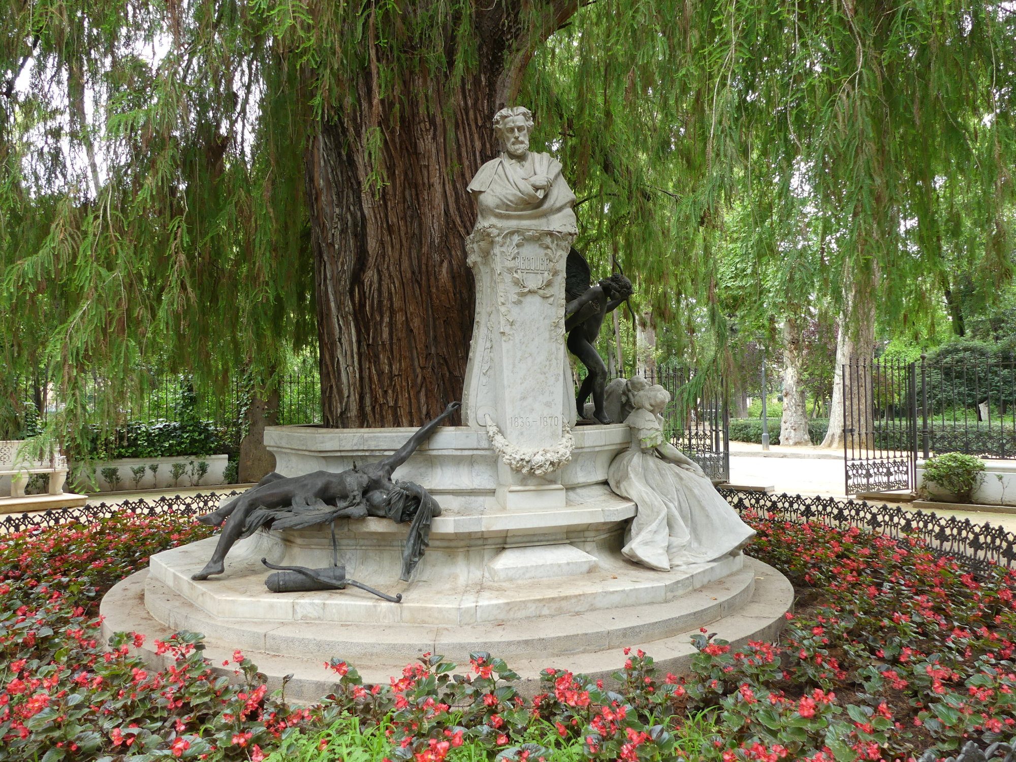 Glorieta de Bécquer (Sevilla)