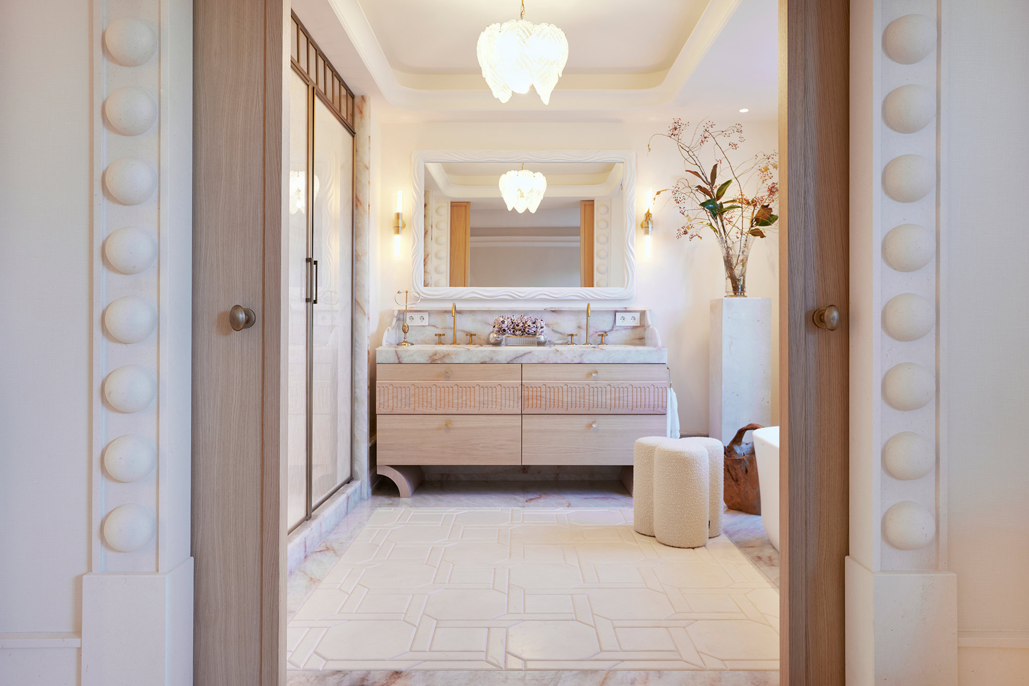 Baño principal de la casa de Tamara Falcó