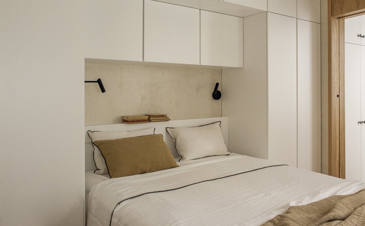 Estas ingeniosas ideas harán que tu dormitorio pequeño no luzca tan pequeño.