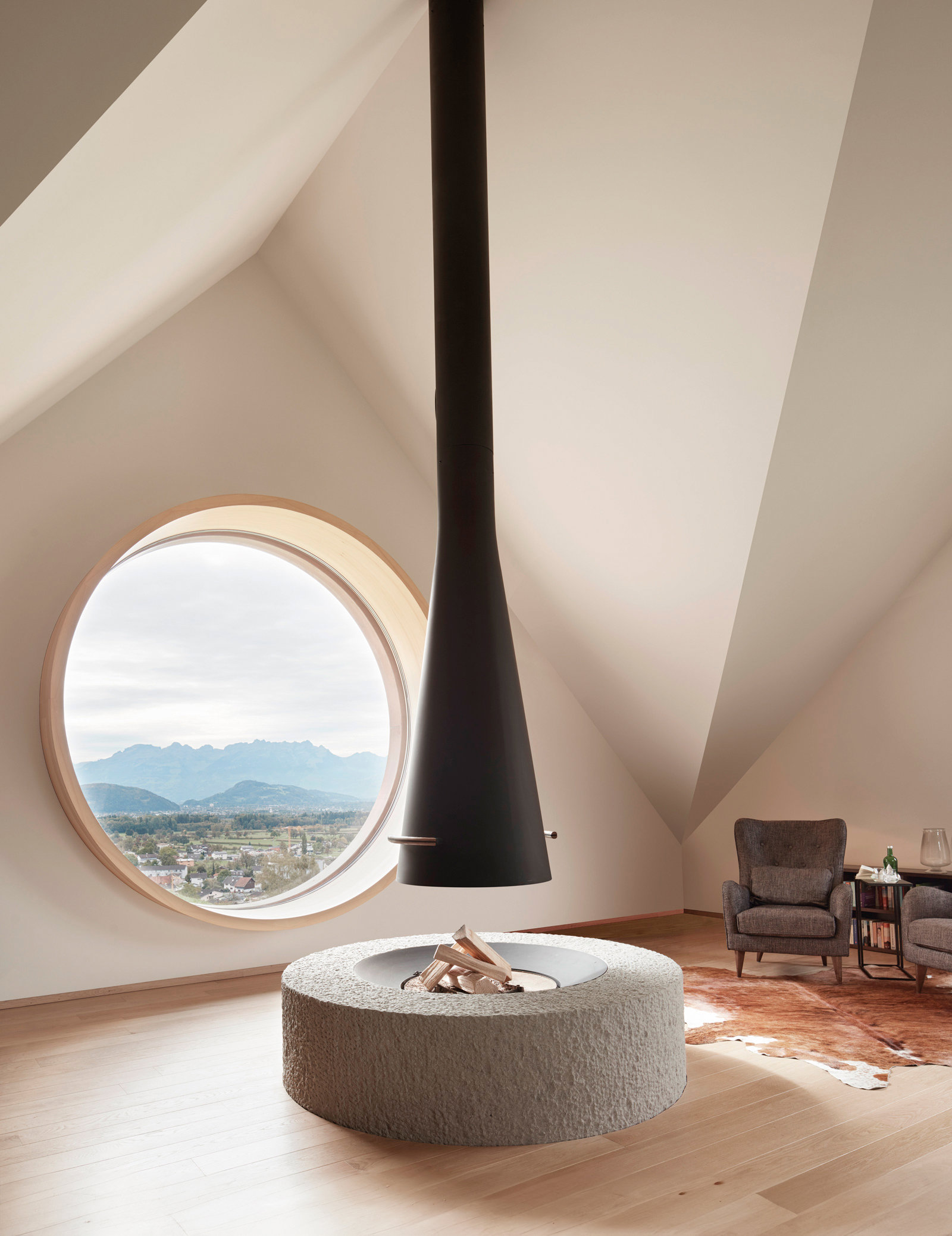 Filiofocus telescópica en una casa de InnauerMatt Architekten en Austria