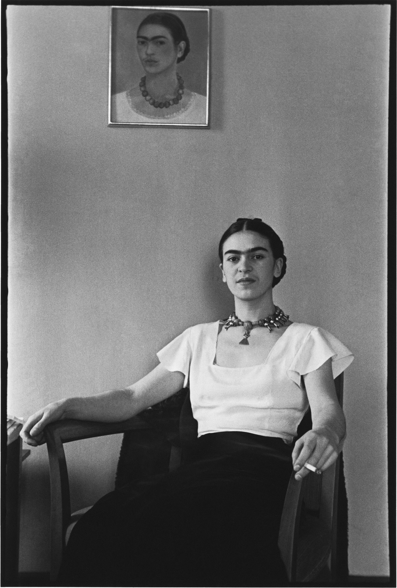 Frida at the Barbizon Plaza Hotel, NYC, 1933  Lucienne Bloch