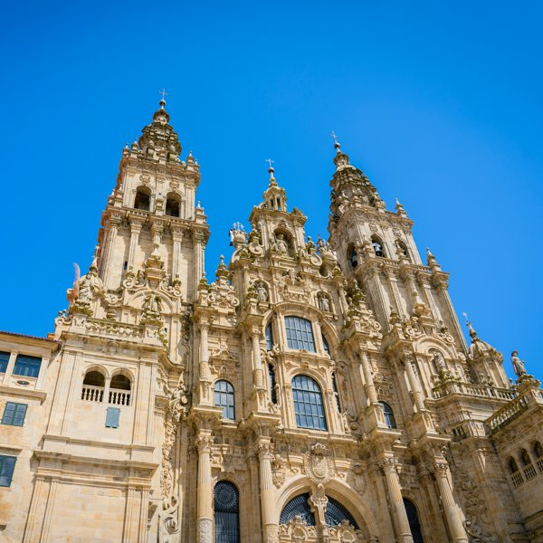 Ruta arquitectónica por el Camino de Santiago: un viaje IMPERDIBLE por los edificios más espectaculares y verdaderas joyas arquitectónicas de España