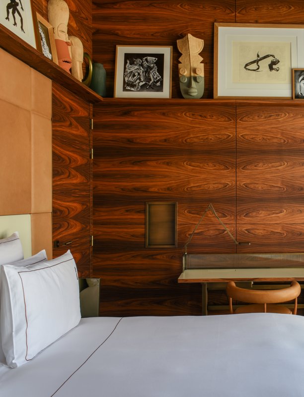 
Llegó el orden a tu habitación: 10 FOTOS de dormitorios con estanterías que te solucionarán la vida (y el descanso) 