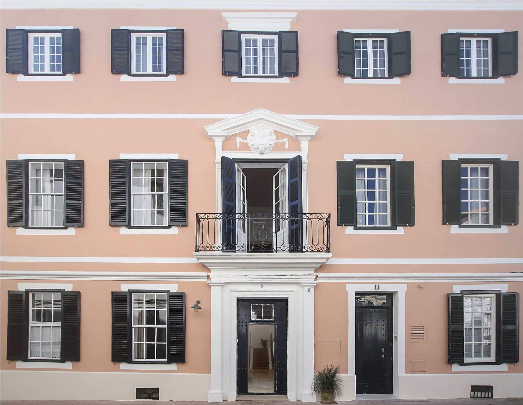 fachada rosa del can alberti 1740 boutique hotel