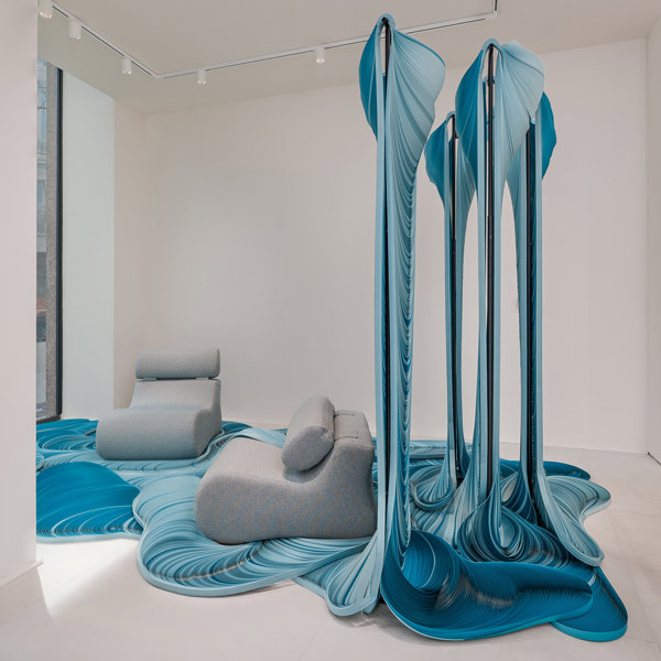 Kave Home funde arte y decoración con la instalación artística de Daniele Papuli con motivo de la Milán Design Week