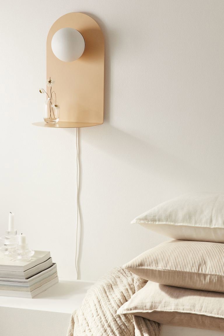 lámpara de pared con estante H&M Home