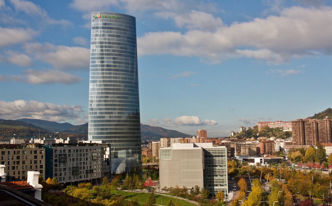 Torre Iberdrola en Bilbao Cesar Pelli
