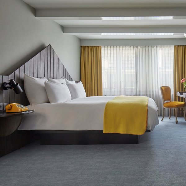 5 tendencias en la decoración de dormitorios en 2025 directamente importadas de los hoteles más elegantes del mundo