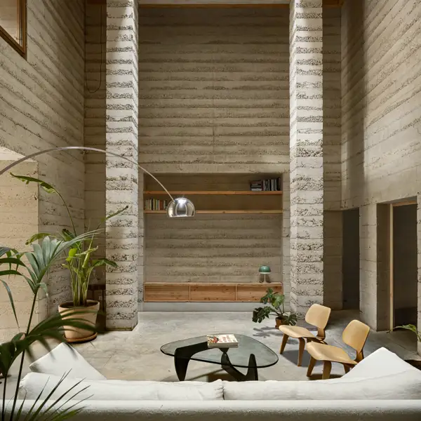 Una casa en Sarrià y una central térmica en Palencia son los ganadores del Premio FAD de Arquitectura 2024
