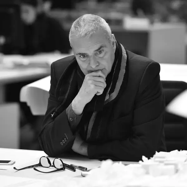 Dominique Perrault: conoce al arquitecto (y genio) que ha pensado la Villa Olímpica de París