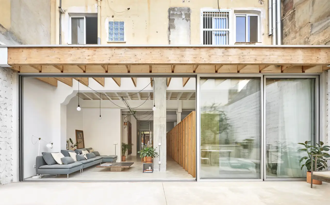 Una antigua panadería en Palma se reconvierte en vivienda. Proyecto: Auba Studio.