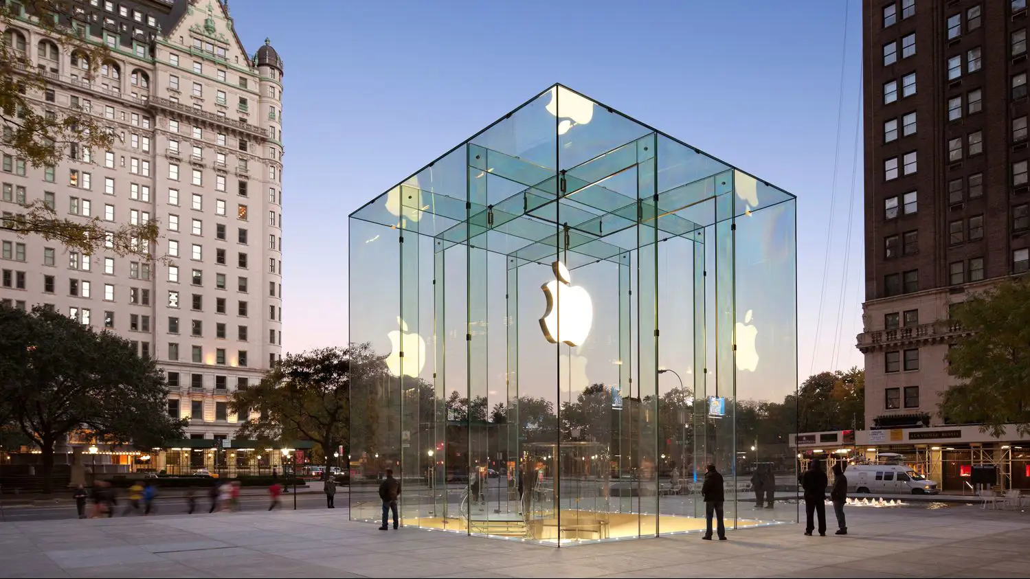 Apple Store en la 5ta Avenida, Nueva York por Bohlin Cywinski Jackson