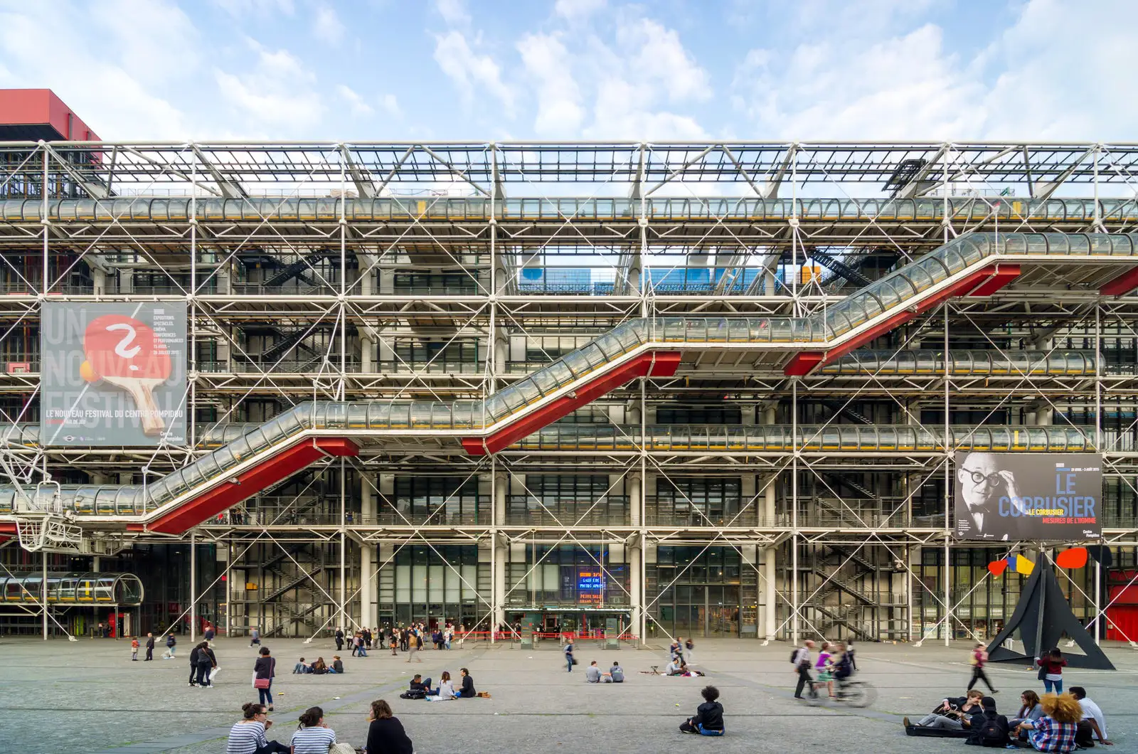 Centro Pompidou de París, un proyecto de Richard Rogers y Renzo Piano que estará cerrado a partir de septiembre de 2025 para ser renovado.