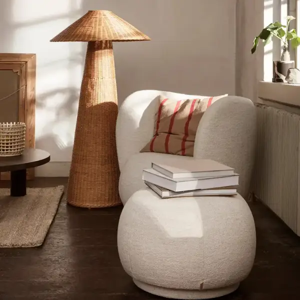 7 pufs para el salón que añadirán un plus de confort y estilo (además de un sillón extra)