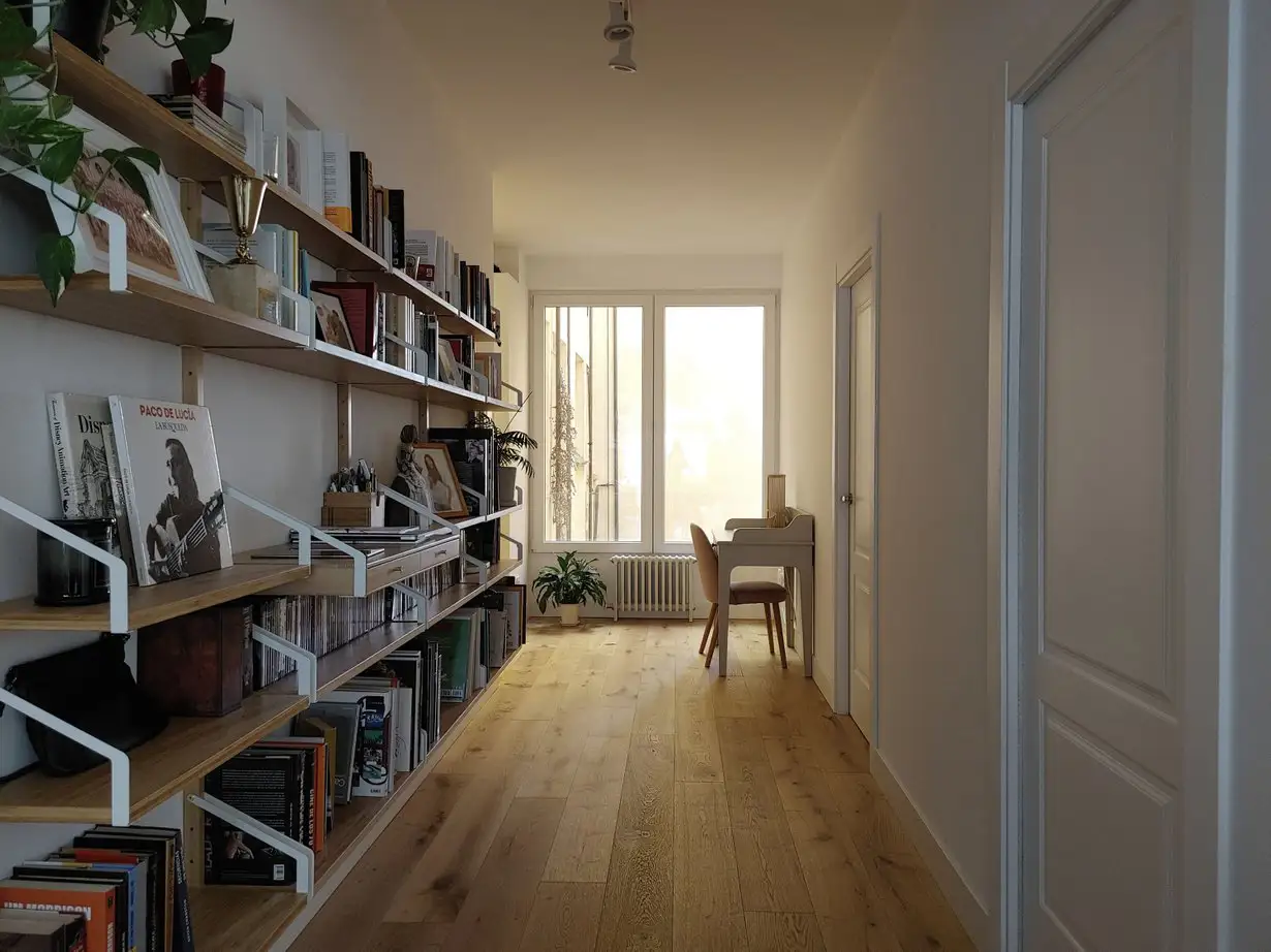 Librería en un piso en Chamberí, Madrid. Proyecto: Reformmia