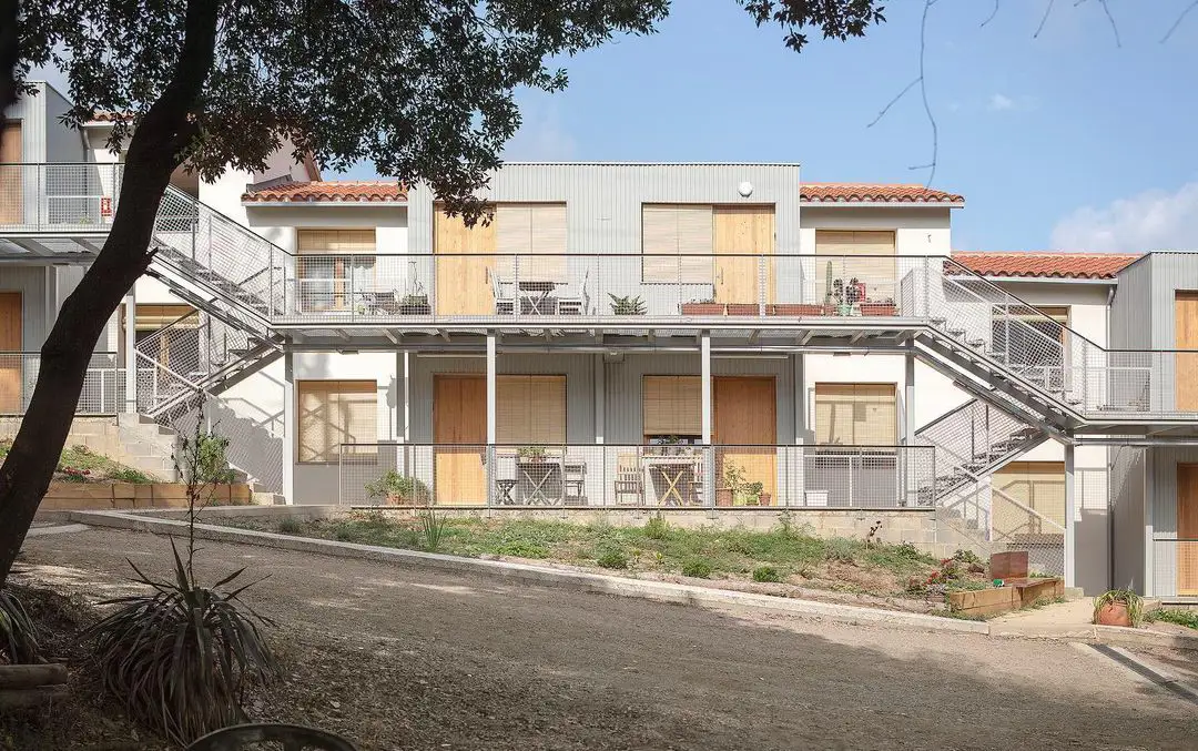 Reforma de las casas de los maestros de Sant Cugat, de Zaga Arquitectura