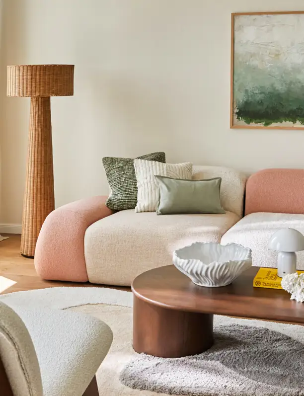 Eleva tu hogar con la luz del Mediterráneo: 10 piezas de Westwing, Kave Home o Kenay que le darán el toque definitivo