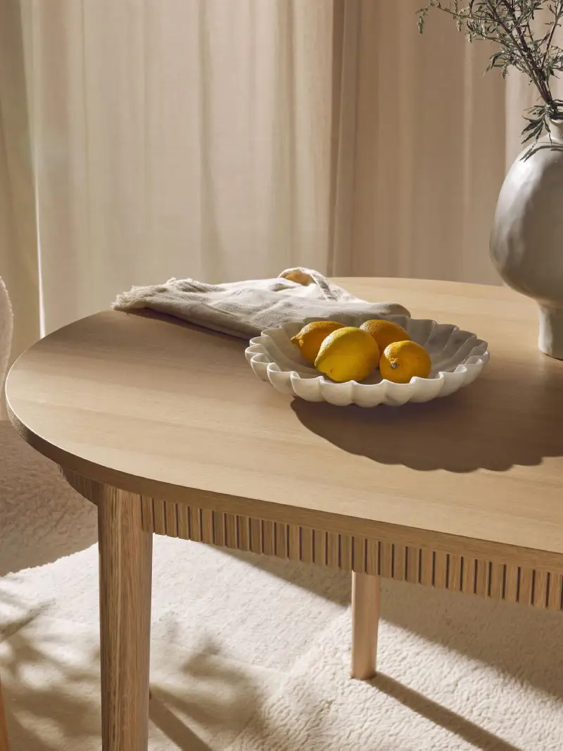 Llena tu cocina y comedor de madera el material de tendencia 2024 25 10 piezas de Westwing Kave Home o Sklum