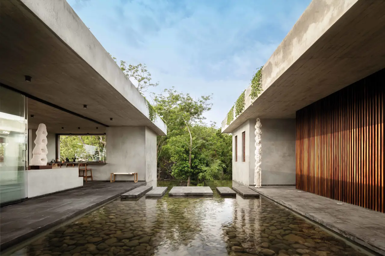 CASA MATEO patio interior