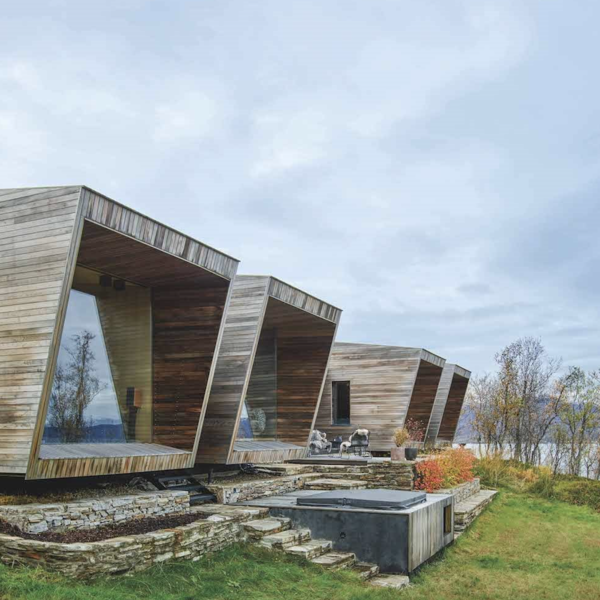 Cabañas modernas: cómo fusionar diseño contemporáneo con entornos naturales de forma sostenible