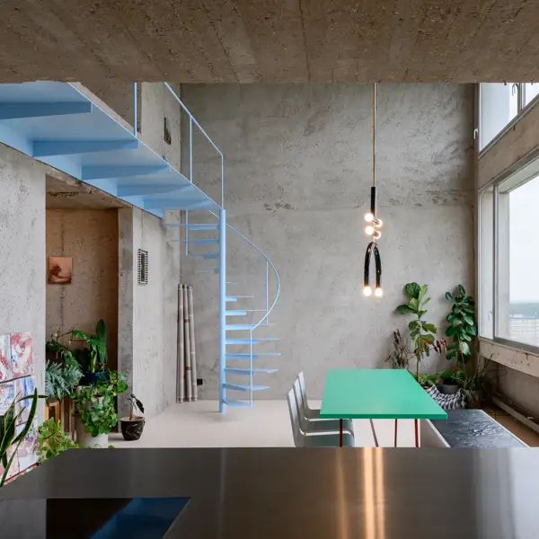 IKEA abraza el estilo brutalista con una lámpara de mesa que desprende modernidad y estilo 