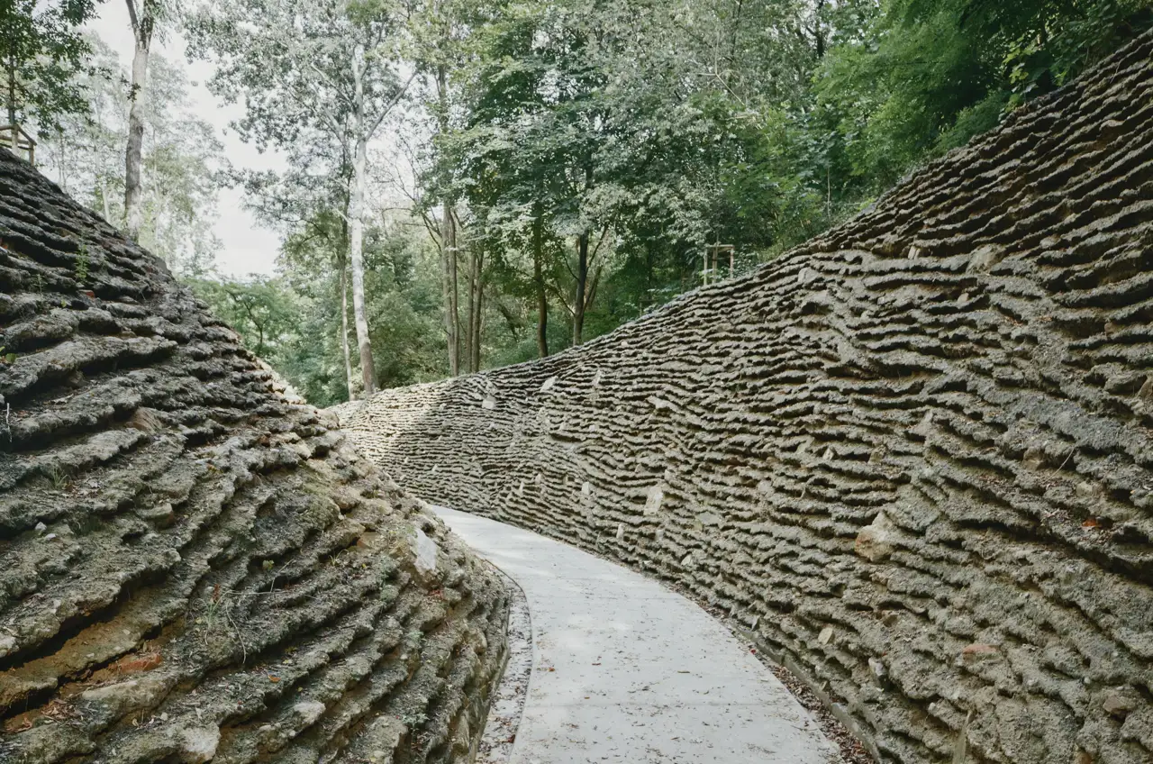 Parque Colina Levantamiento de Varsovia, en Polonia 