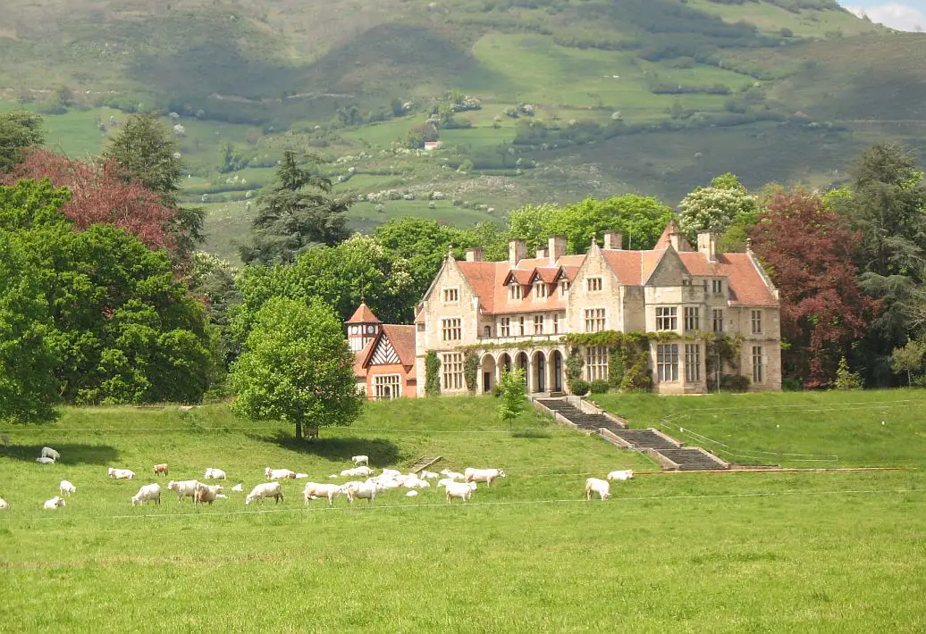 Palacio de Los Hornillos en Cantabria