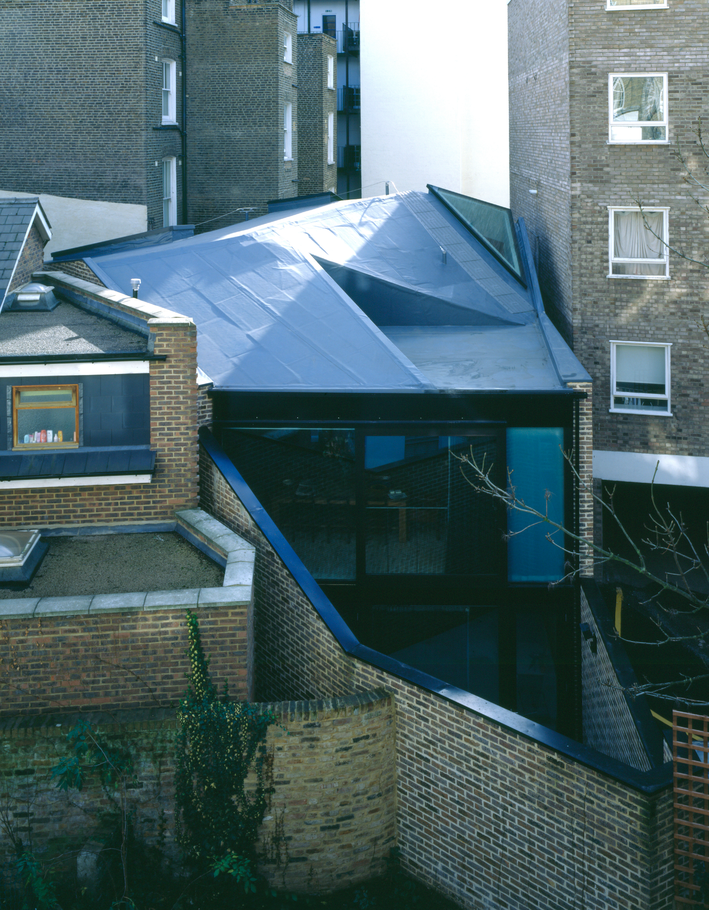 Brick House (2005), Londres, un proyecto de Caruso St. John Architects