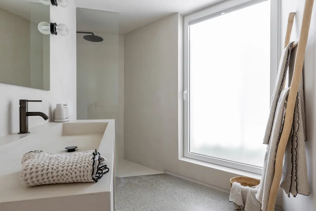 Baño del dormitorio en suite de la planta baja